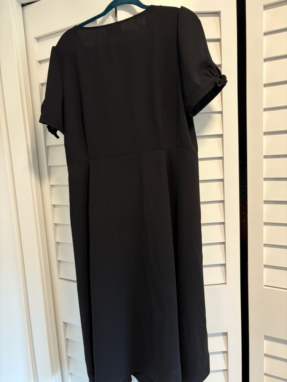 Sézane Vic Dress - Picture 4 of 8